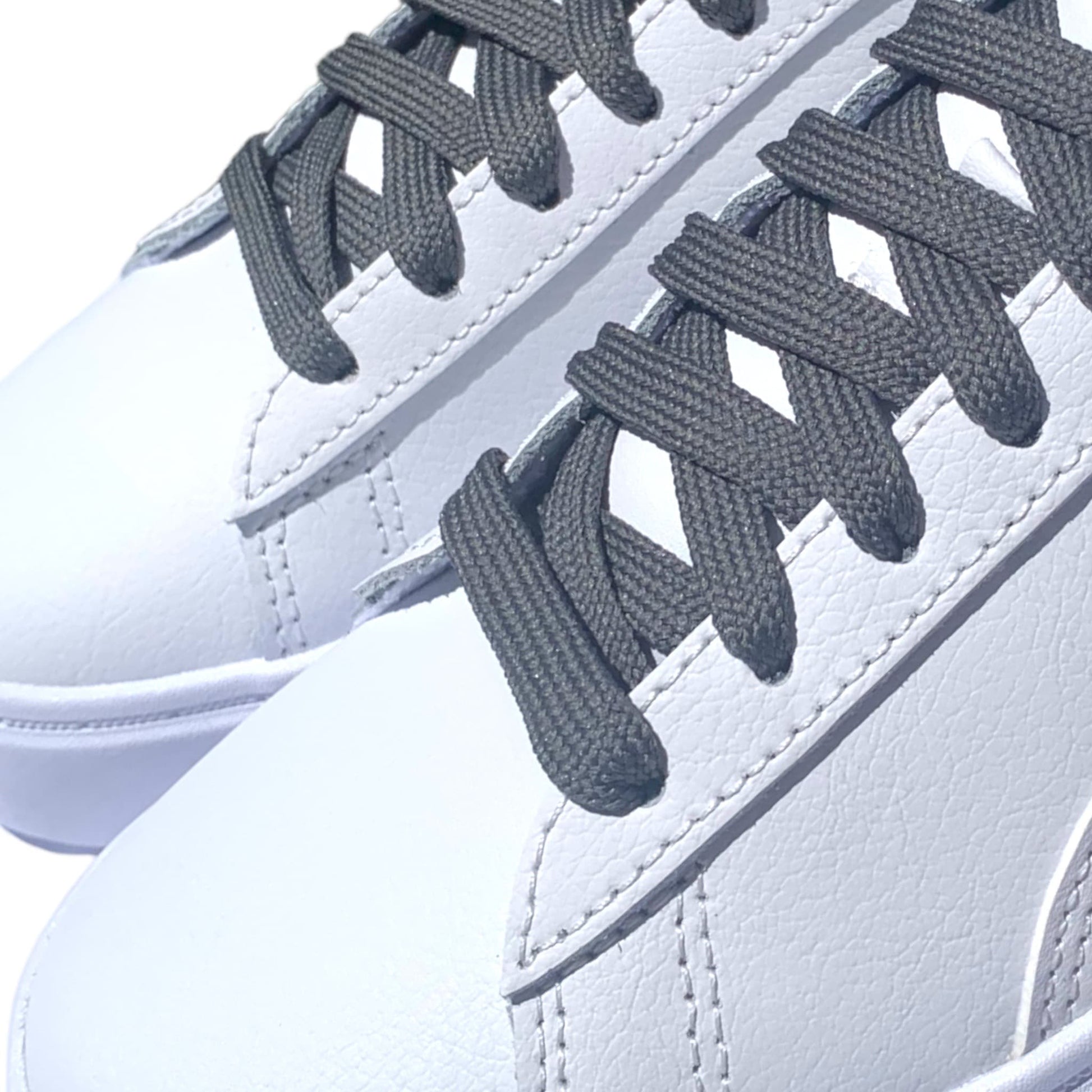 Game Grey Shoelaces in white sneakers